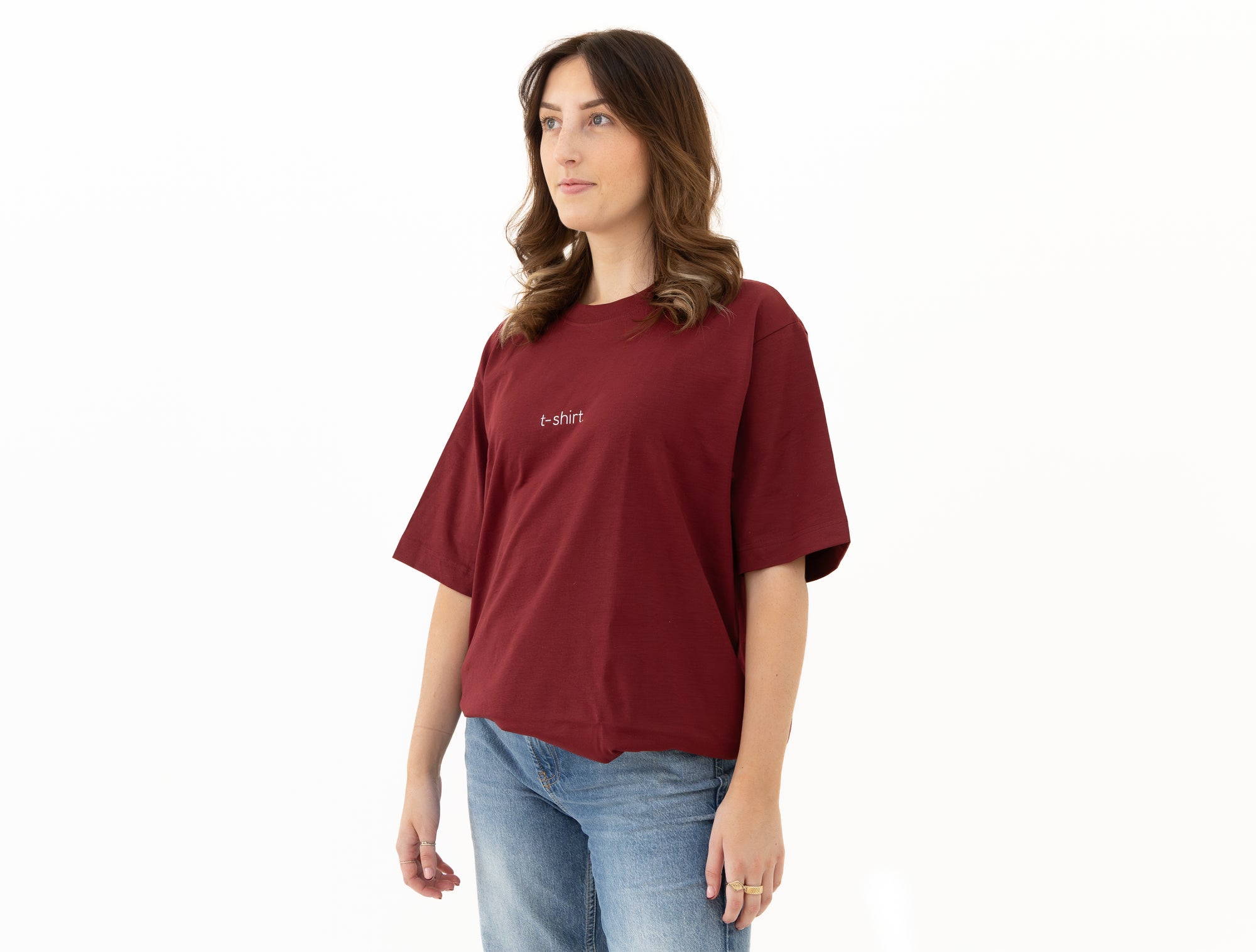 simple. t-shirt. burgundy.