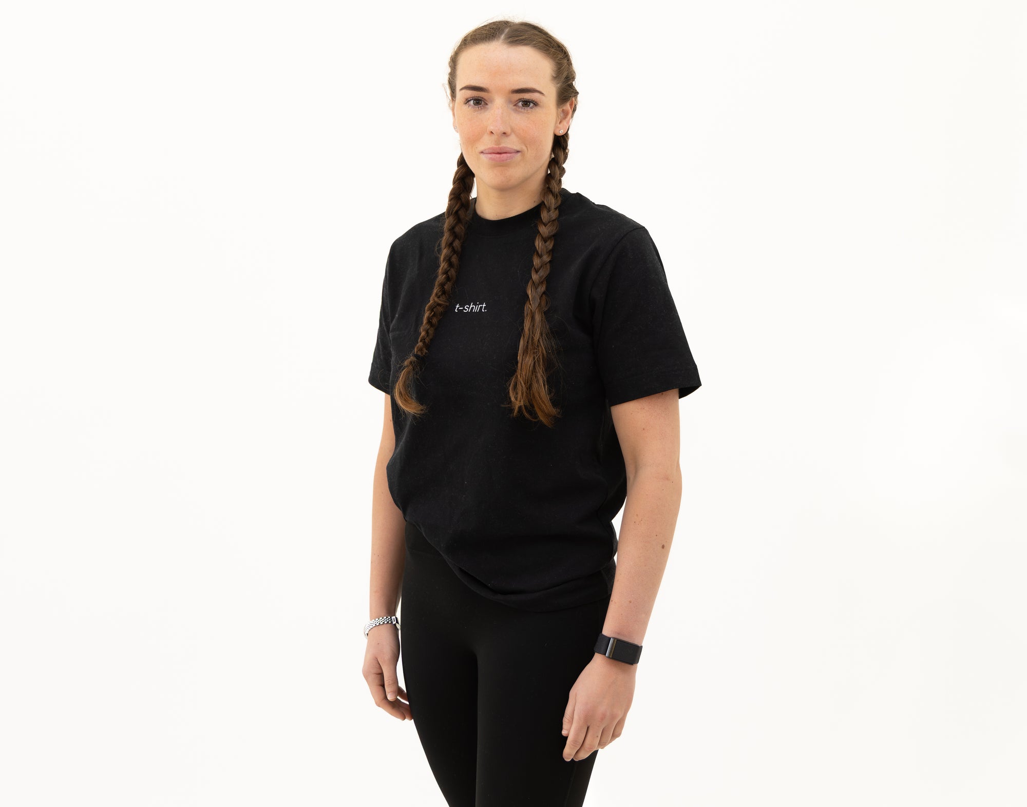simple. t-shirt. black.