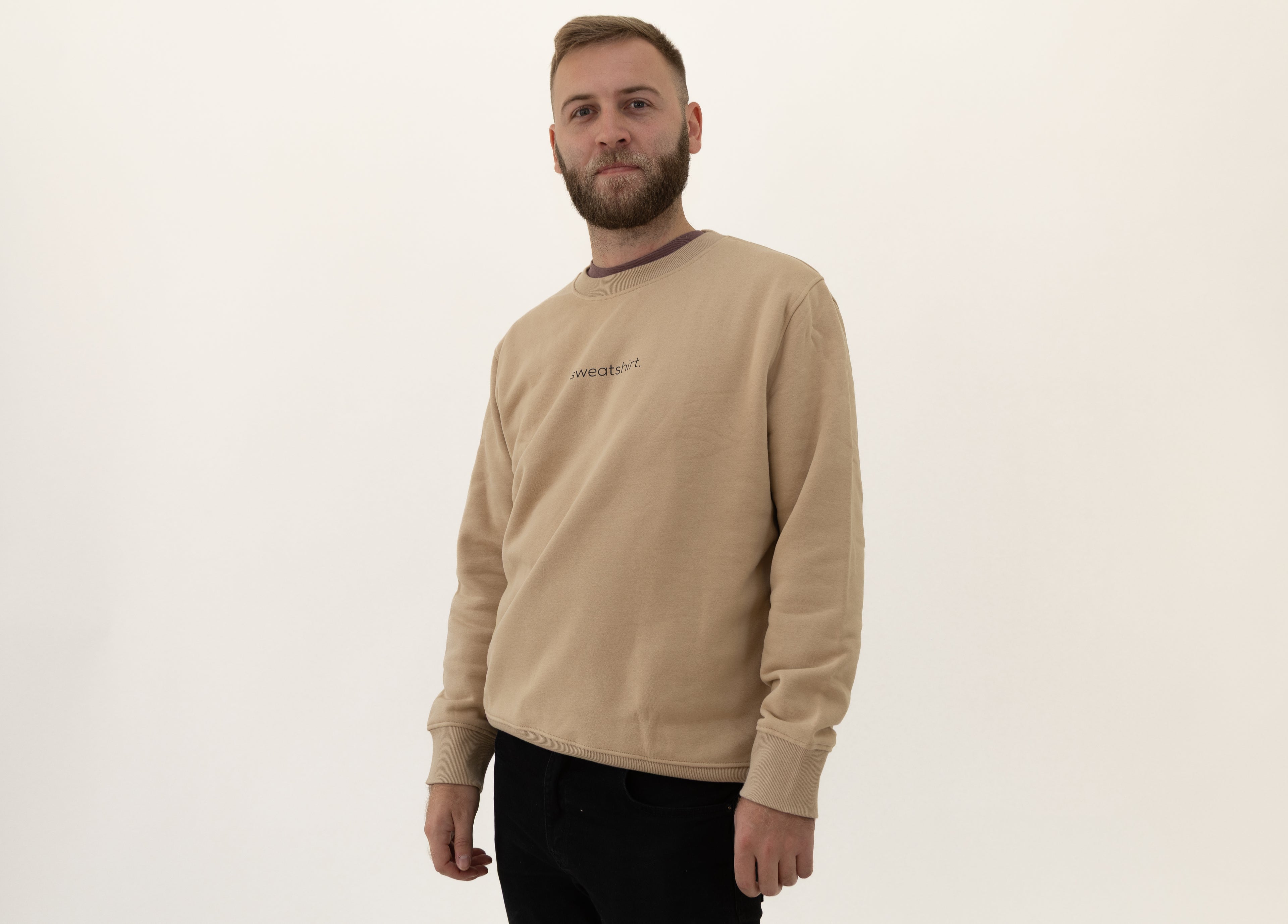 simple. sweatshirt. desert-sand.