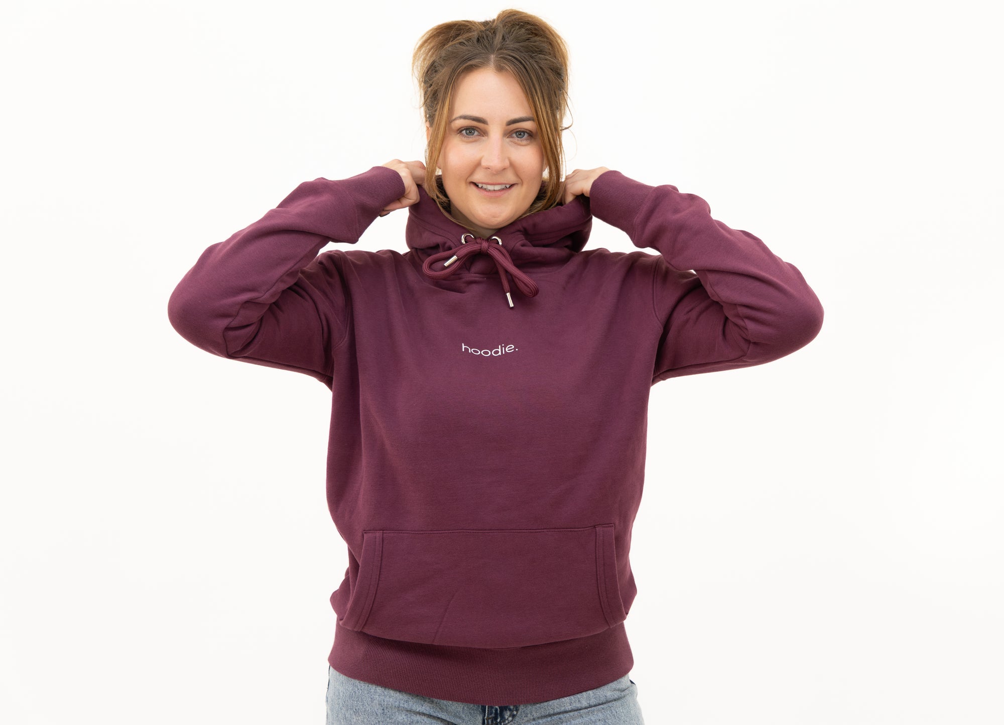 simple. hoodie. burgundy.