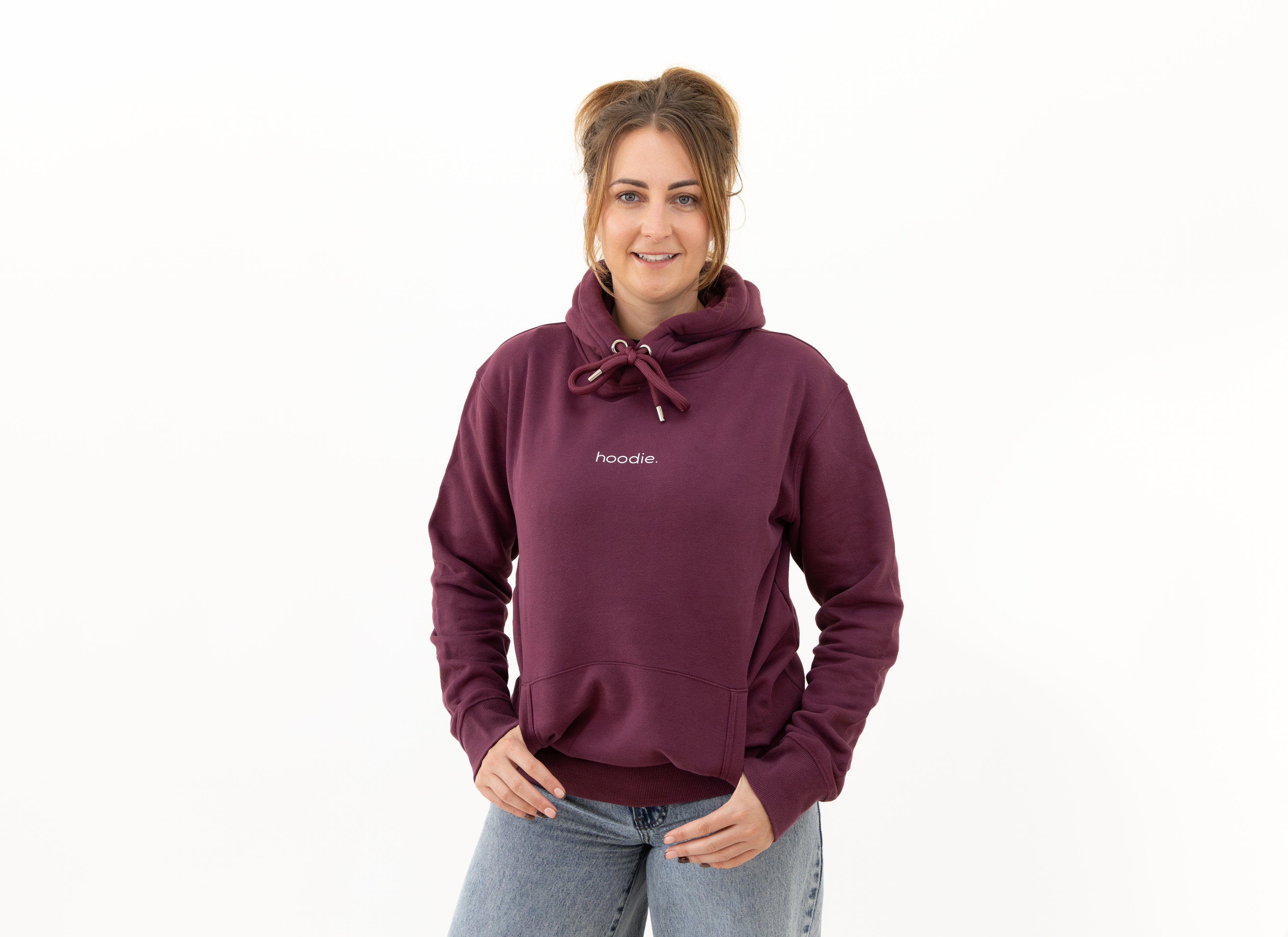 simple. hoodie. burgundy.