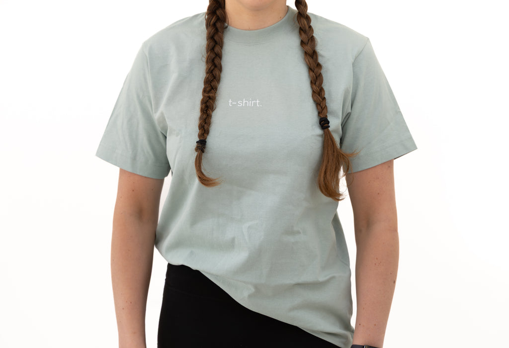 simple. t-shirt. aloe.