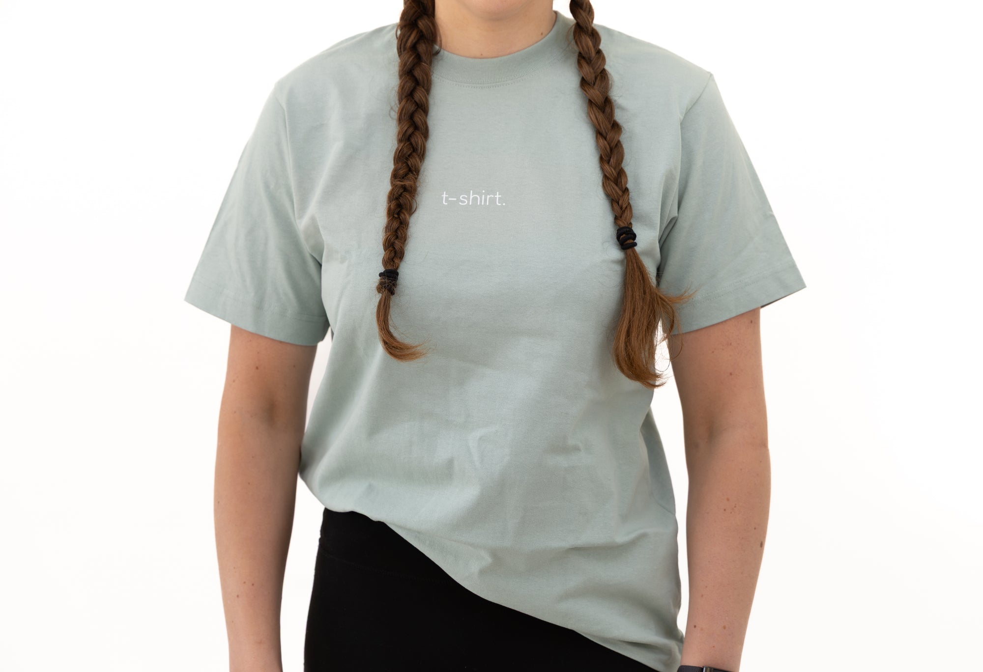 simple. t-shirt. aloe.