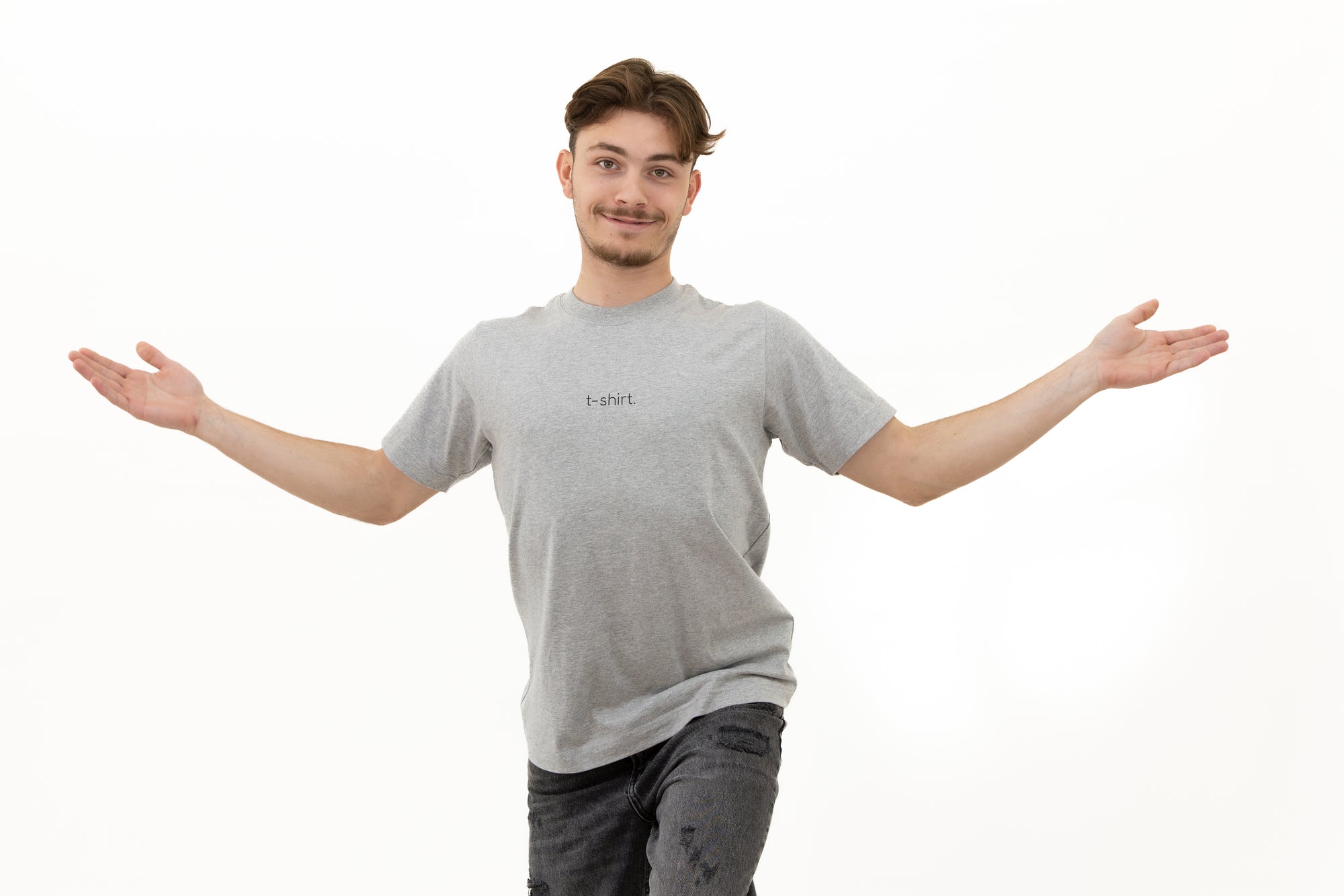 simple. t-shirt. heather-grey.