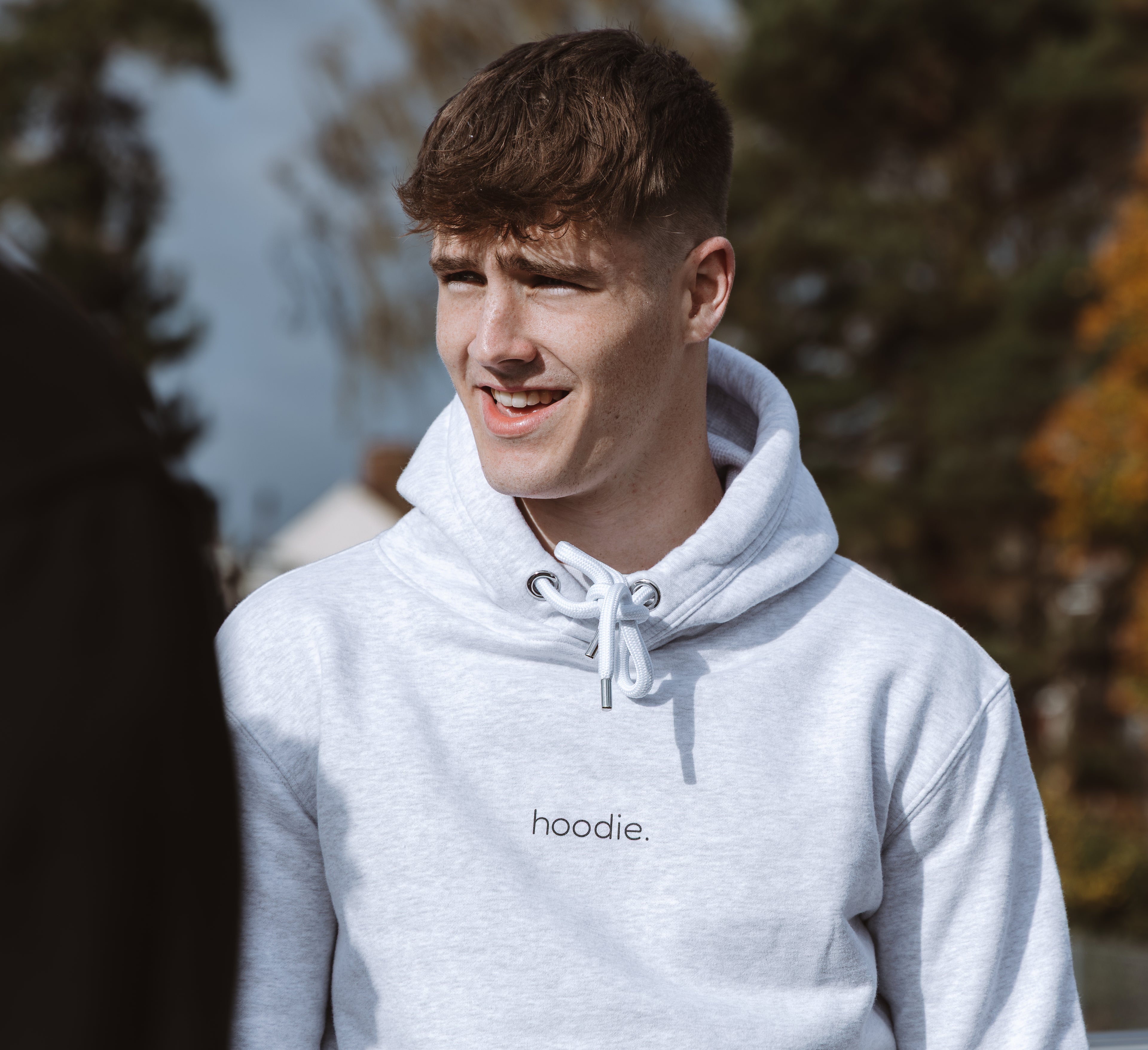 simple. hoodie. ash-grey.