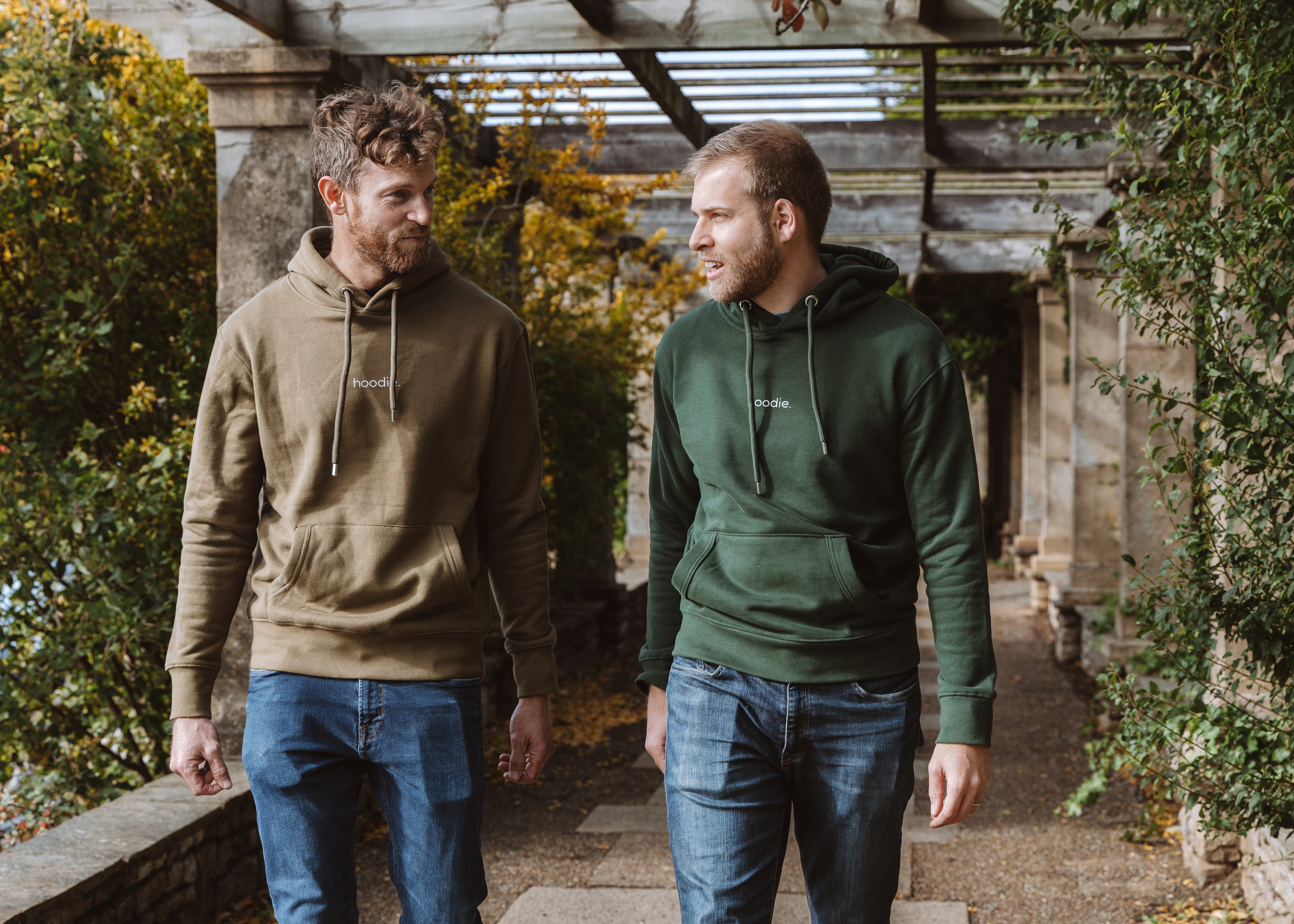 simple. hoodie. forest-green.