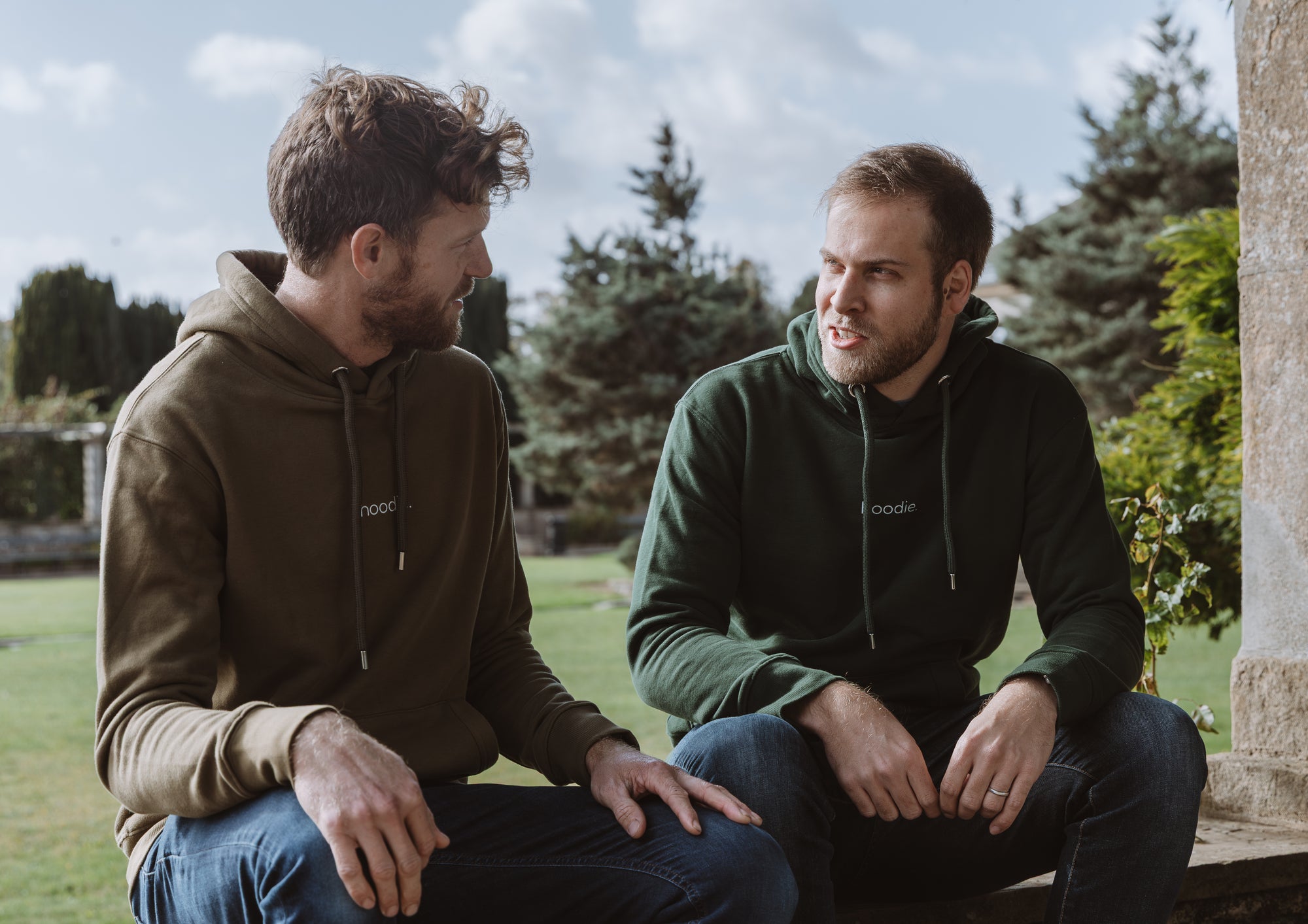 simple. hoodie. forest-green.