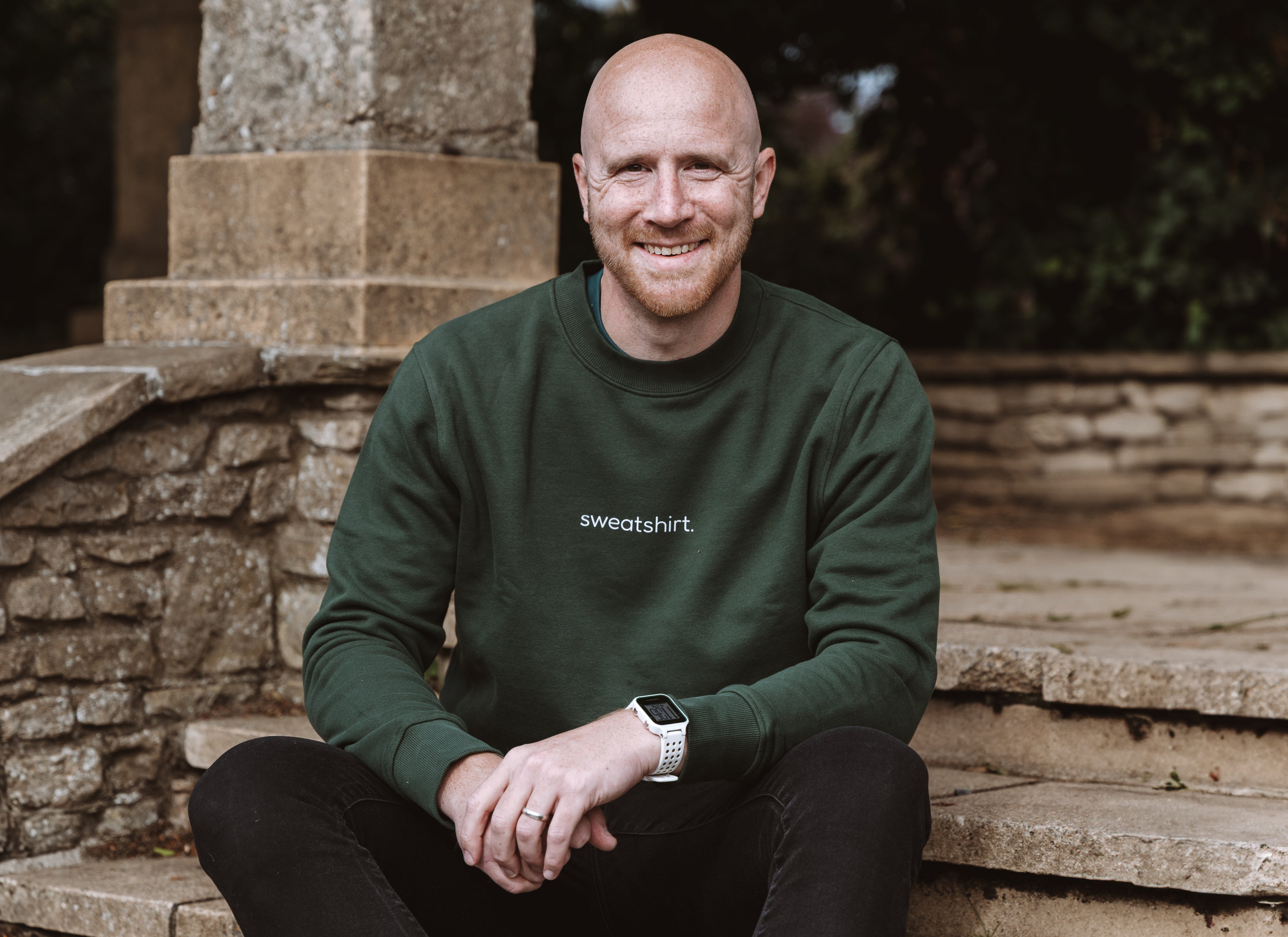 simple. sweatshirt. forest-green.