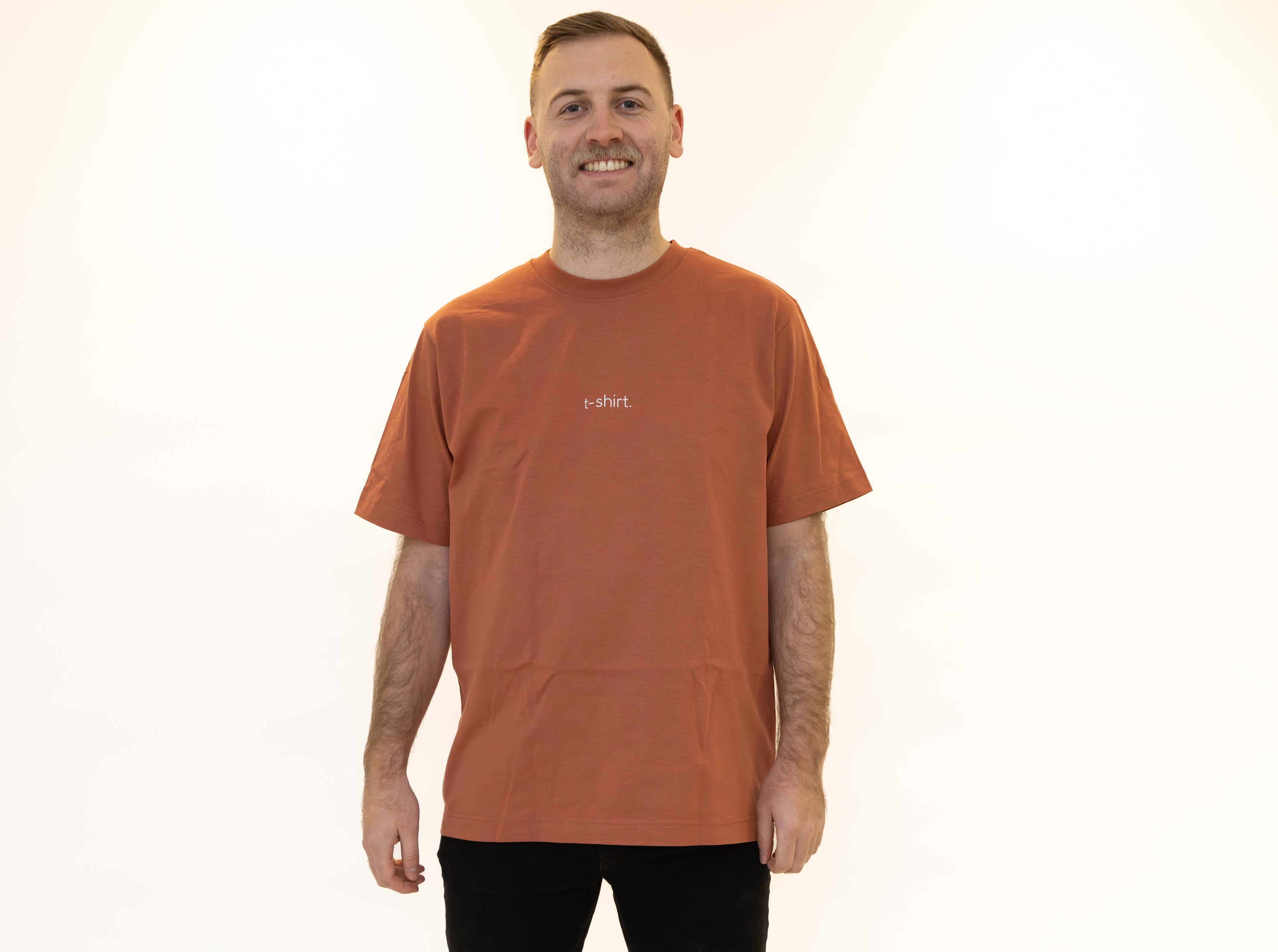 simple. t-shirt. heritage-brown