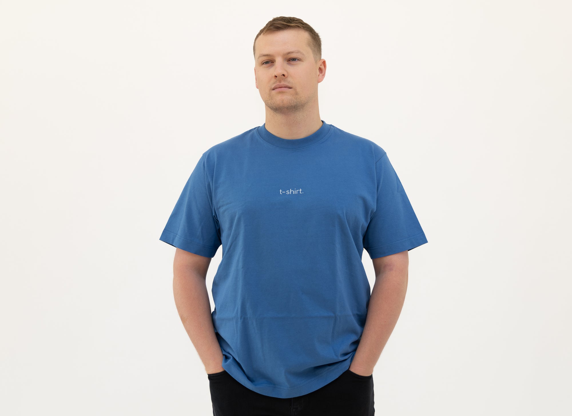 simple. t-shirt. mindful-blue.