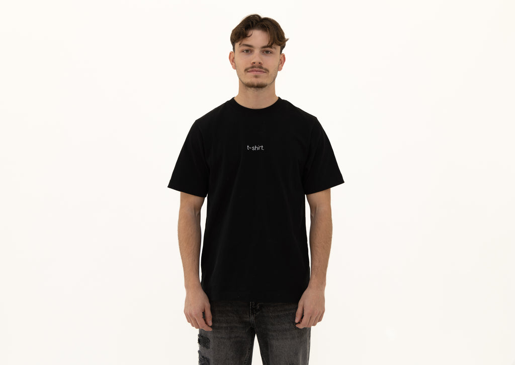 simple. t-shirt. black.