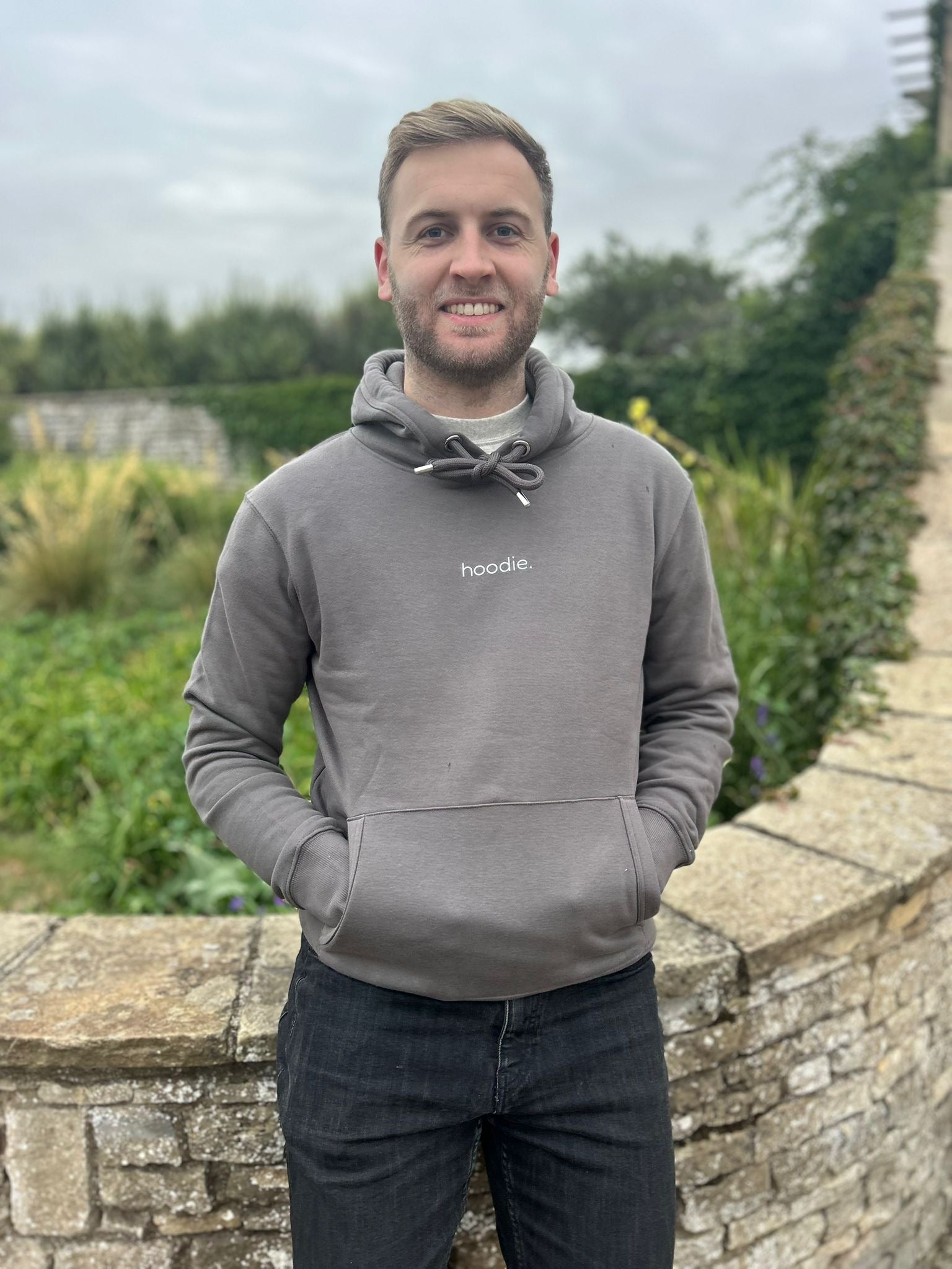 simple. hoodie. charcoal.