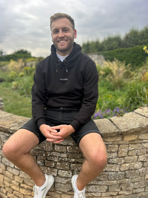 simple. hoodie. black.