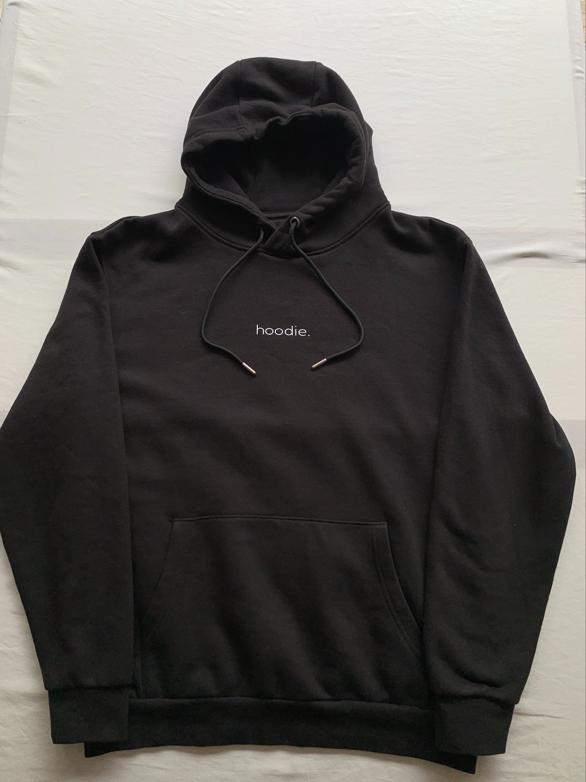 simple. hoodie. black.