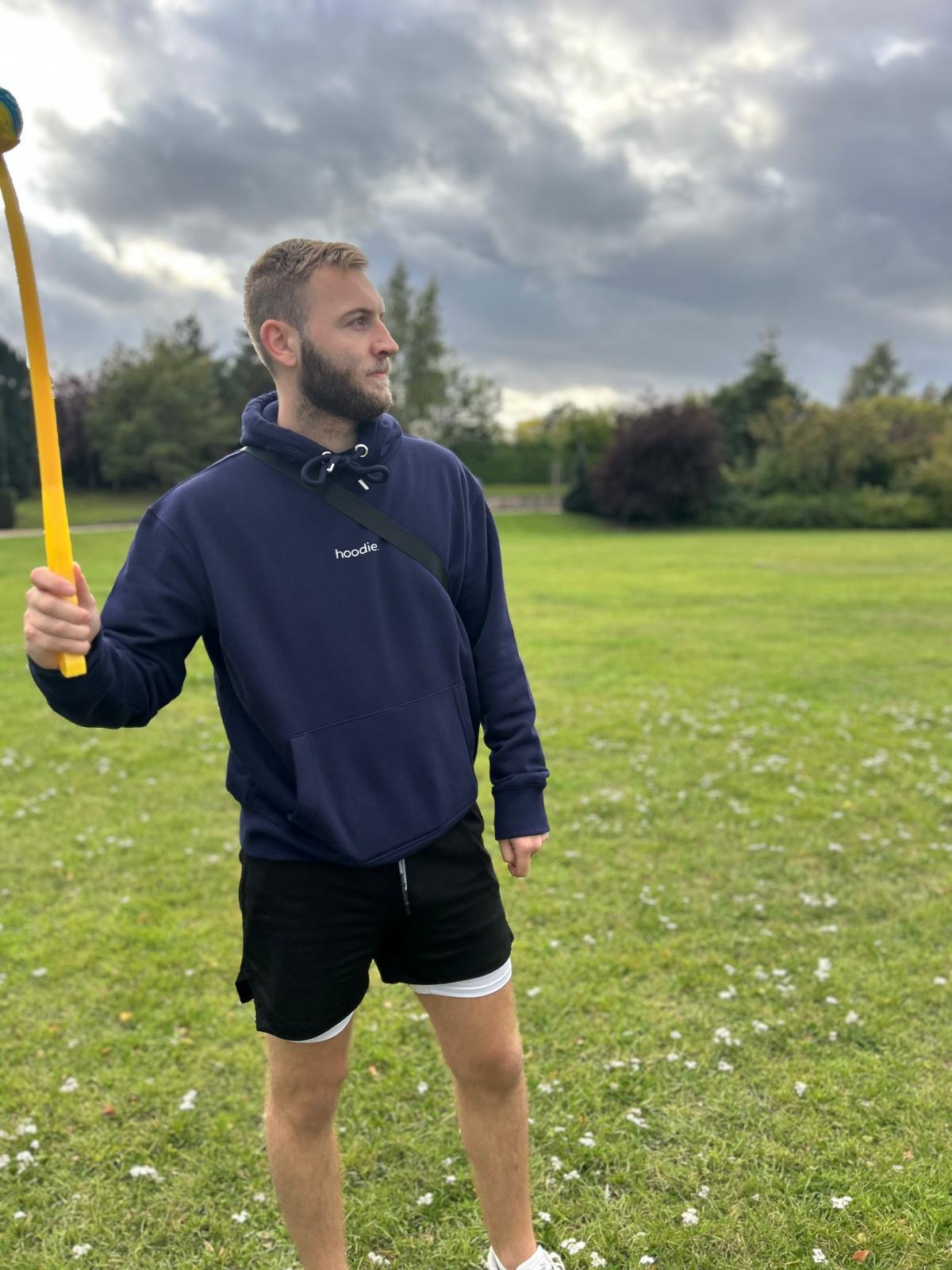 simple. hoodie. oxford-navy.