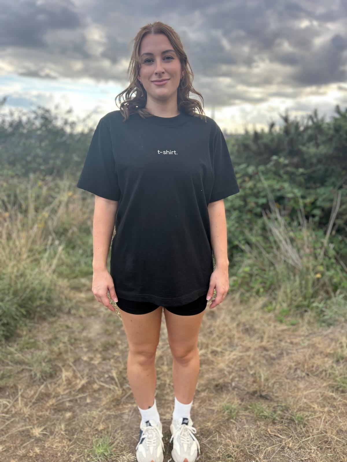 simple. t-shirt. black.