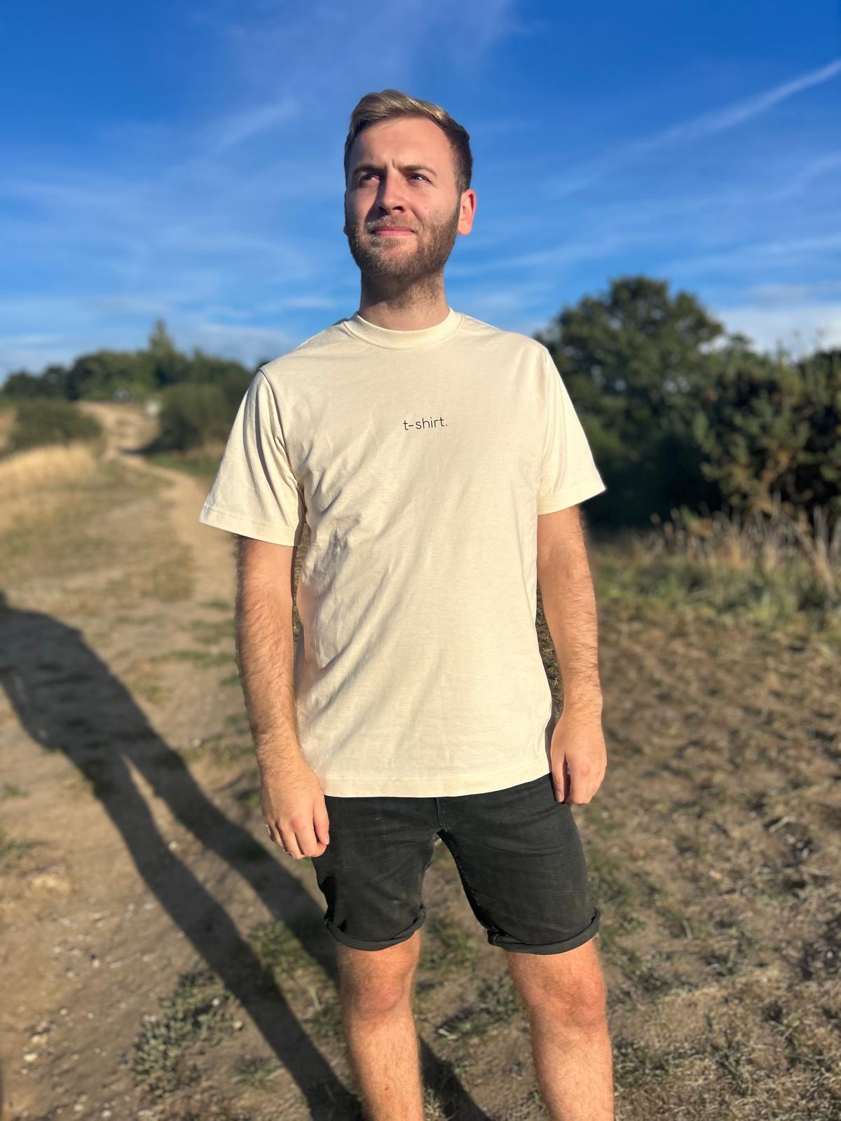 simple. t-shirt. natural-raw.