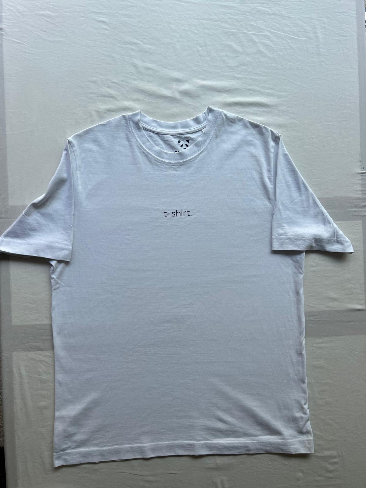 simple. t-shirt. white.